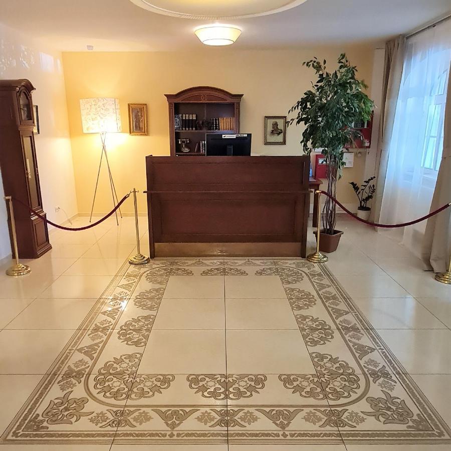 Hotel Kaiser Franz Josef Rohr im Gebirge Екстер'єр фото
