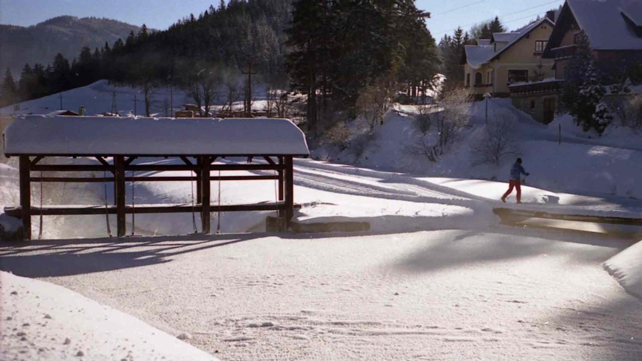 Hotel Kaiser Franz Josef Rohr im Gebirge Екстер'єр фото